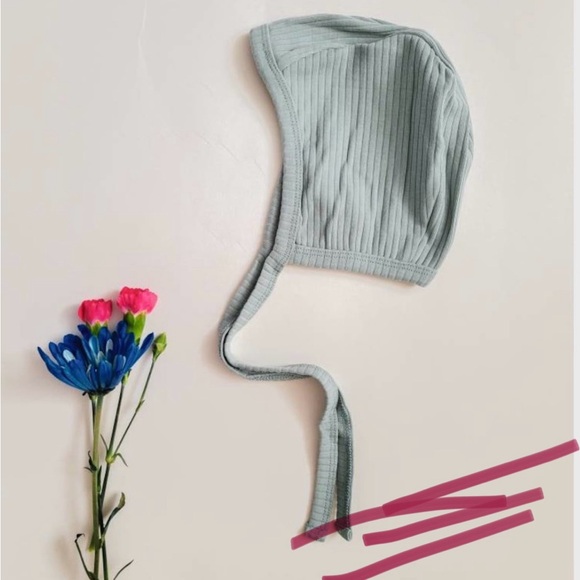 Sage knotted ribbed gown with bow and bonnet organic - Picture 2 of 7